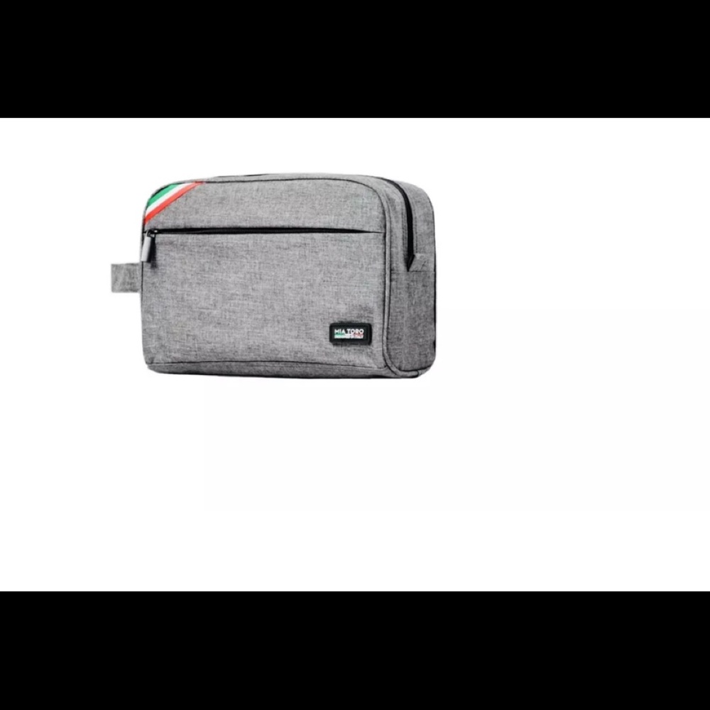 Mia Toro Men’s Toiletry Bag. New with Tags.